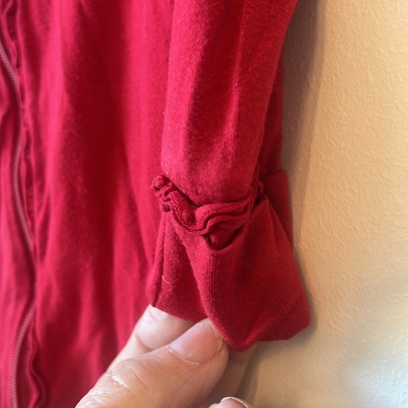 Kic Kee Pants girl zip pajama 9 to 12 mo ruffle long sleeve and bottom berry red - Picture 3 of 9